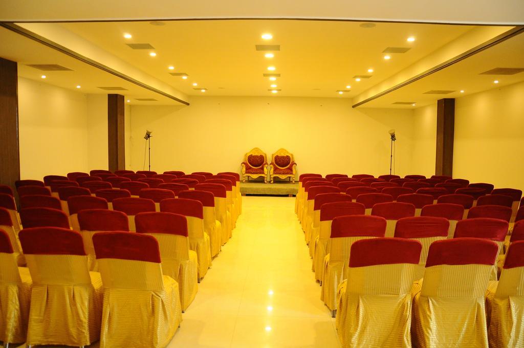 Hotel Srm Grands Madras Buitenkant foto