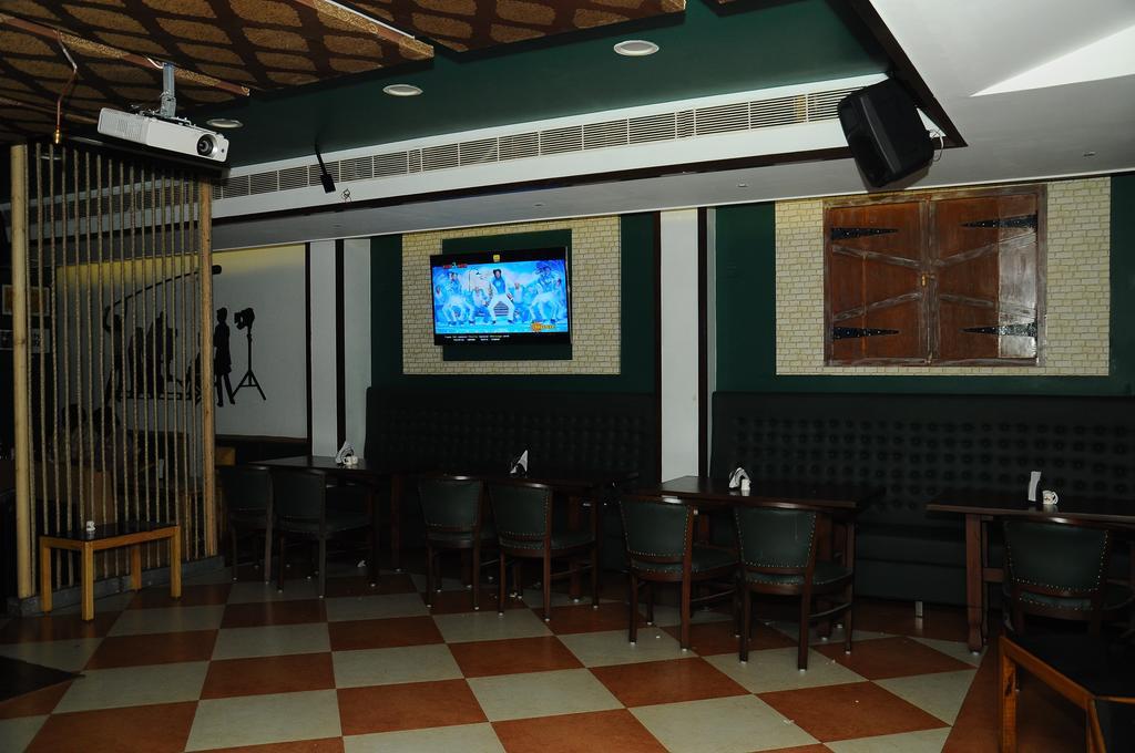 Hotel Srm Grands Madras Buitenkant foto